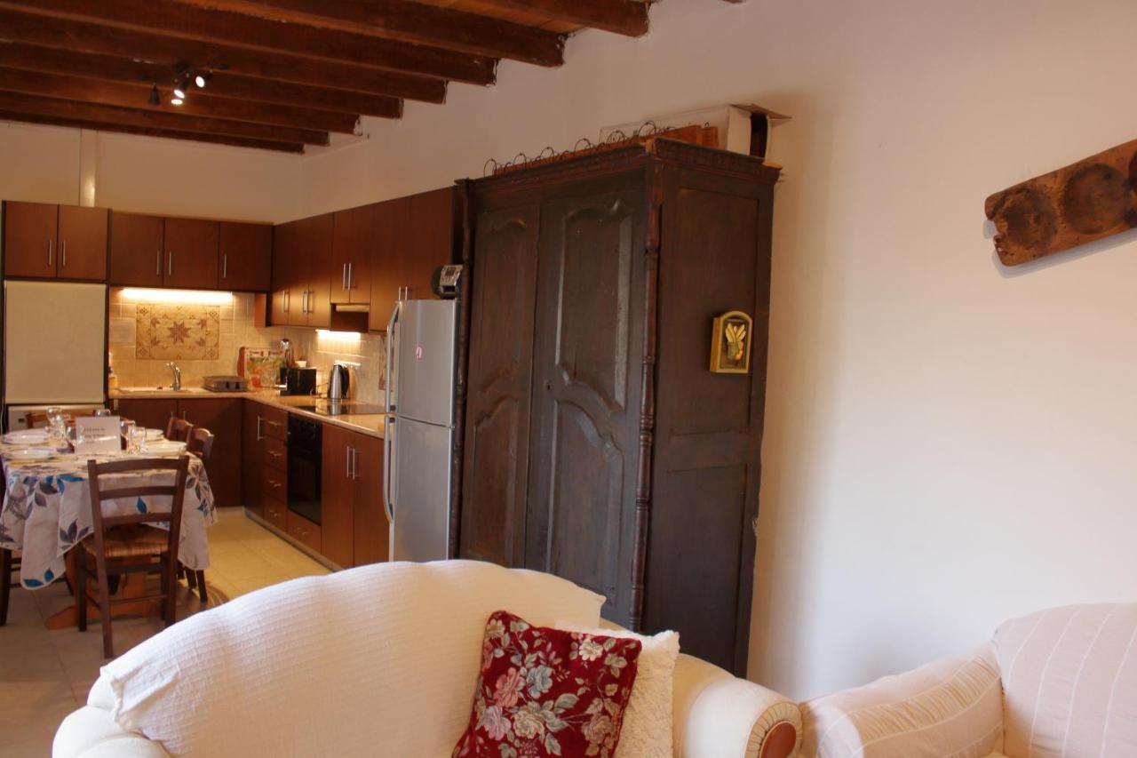 Cozy Village House Ora Экстерьер фото