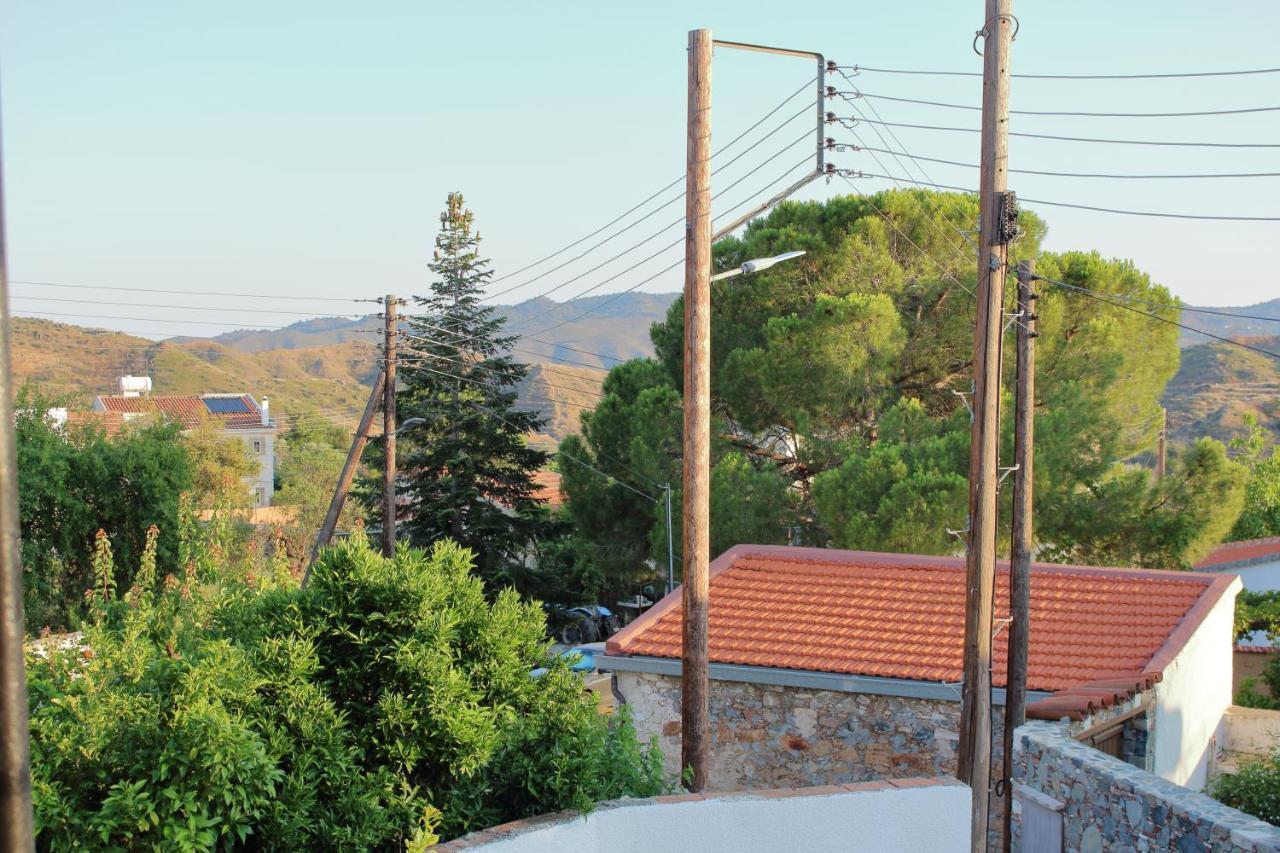 Cozy Village House Ora Экстерьер фото